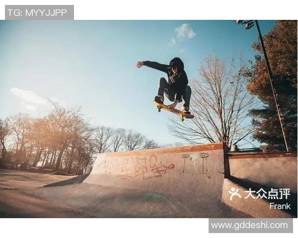 南京滑板队心理素质深度对比分析与提升策略探讨 南京滑板队心理素质深度对比分析与提升策略探讨