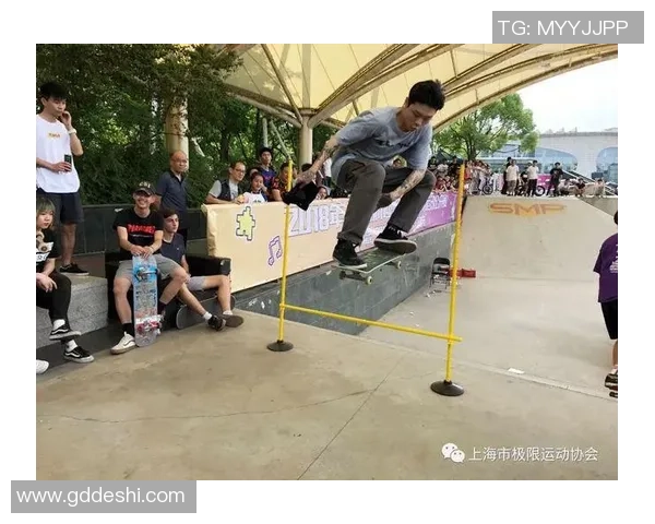 南京极限运动队在世界街舞大赛中的辉煌突破与成长之路揭秘 南京极限运动队在世界街舞大赛中的辉煌突破与成长之路揭秘