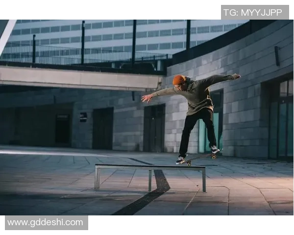 南京滑板队的技术揭秘与滑板文化的深度探索 南京滑板队的技术揭秘与滑板文化的深度探索