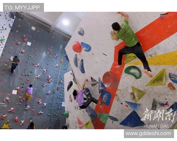 南京攀岩队勇攀高峰马拉松大满贯特别报道中的突破与成长之路 南京攀岩队勇攀高峰马拉松大满贯特别报道中的突破与成长之路