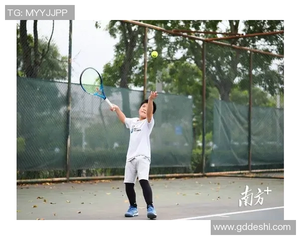 周敏独家分享网球心得与技巧助你提升球技的秘诀与经验 周敏独家分享网球心得与技巧助你提升球技的秘诀与经验