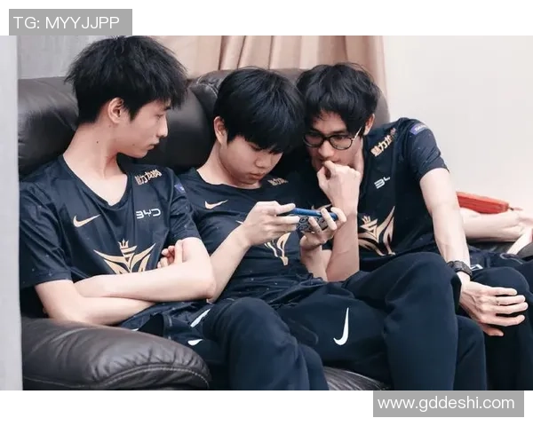 城市赛分析：V5战队展现强大实力与团队协作的精彩表现